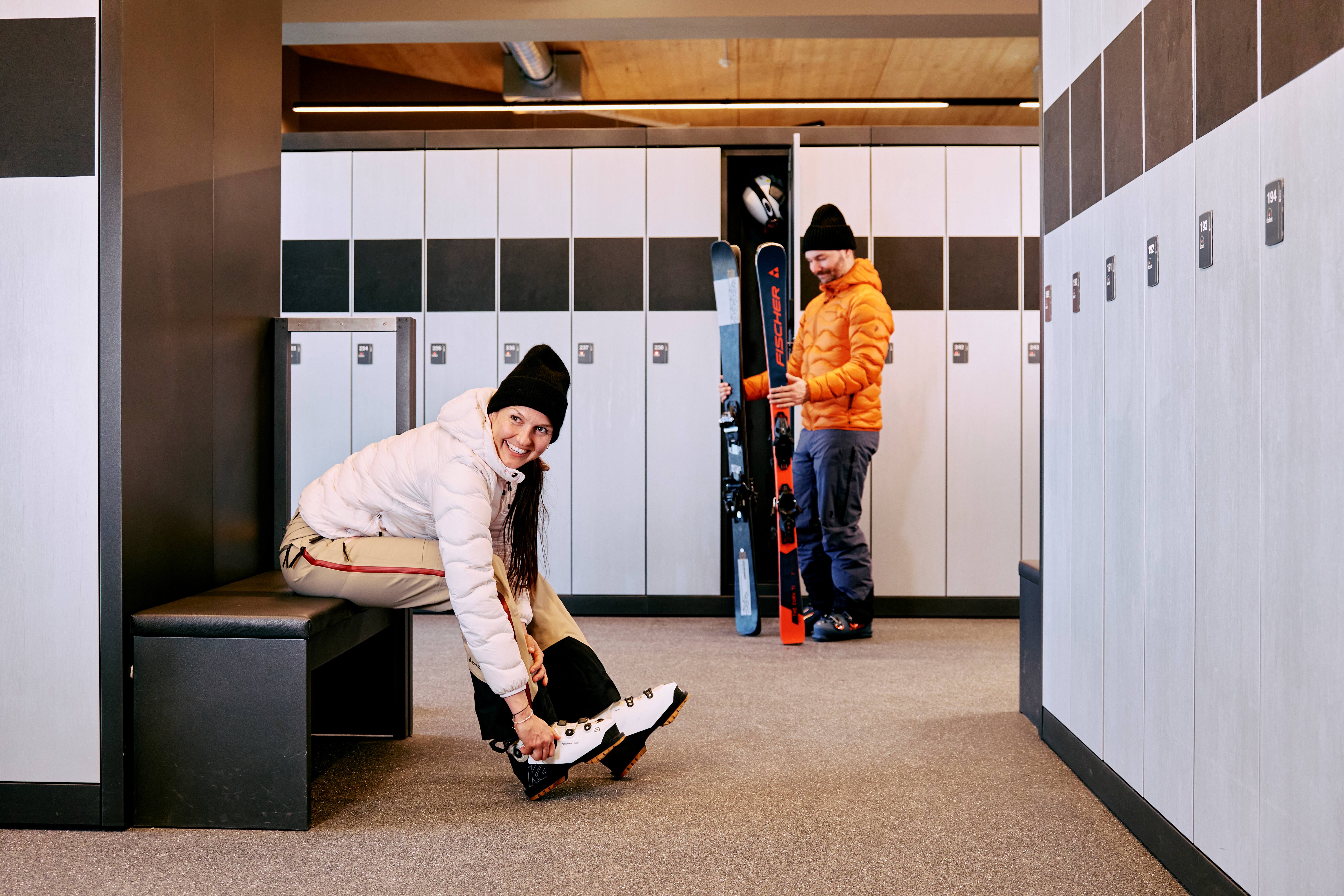 Skiverleih an der Talstation Reiteralm in Pichl bei Schladming