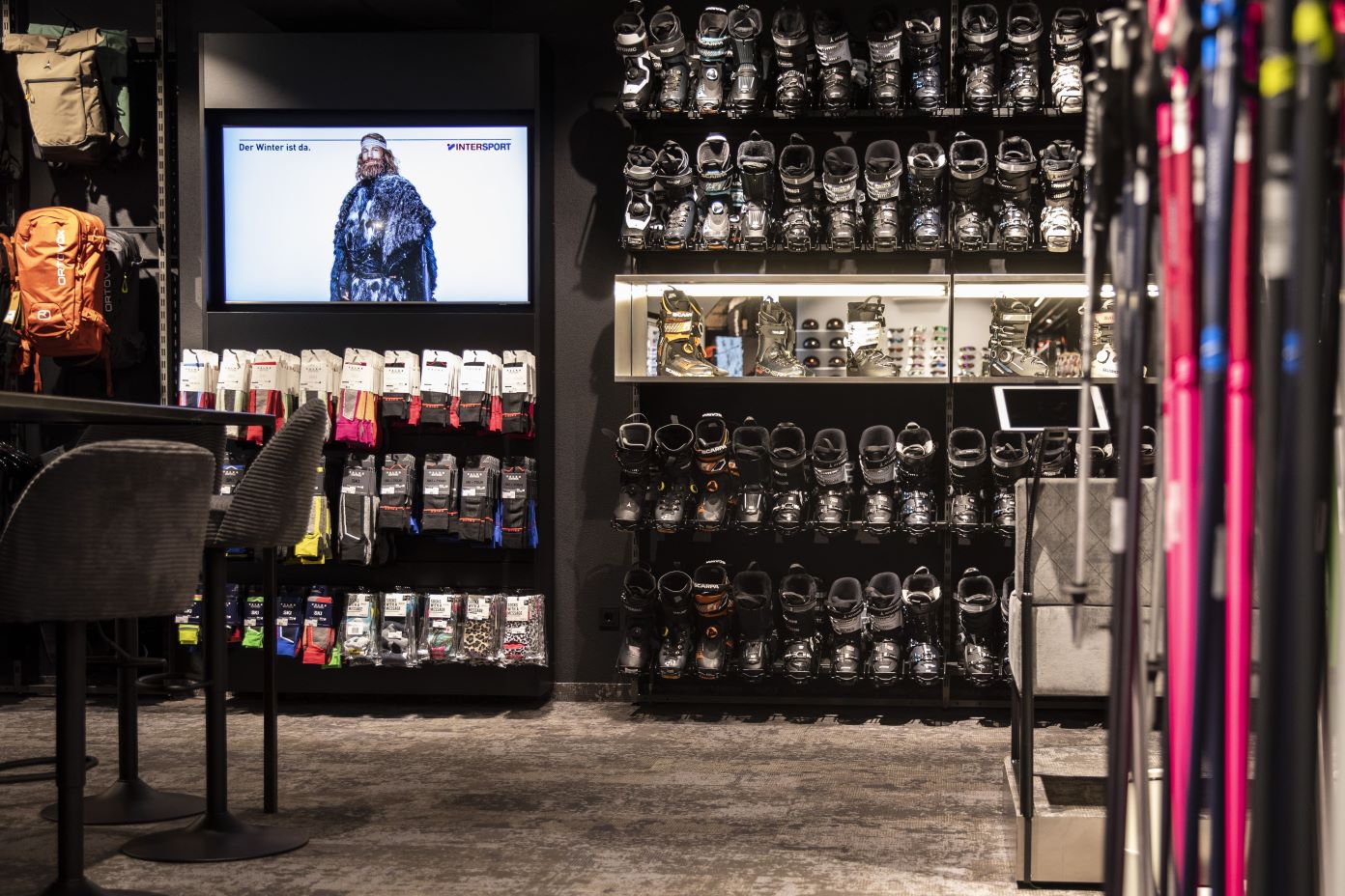 Skiverleih für Erwachsene - Anfänger, Fortgeschrittene, Wiedereinsteiger - Skifahrer und Snowboarder